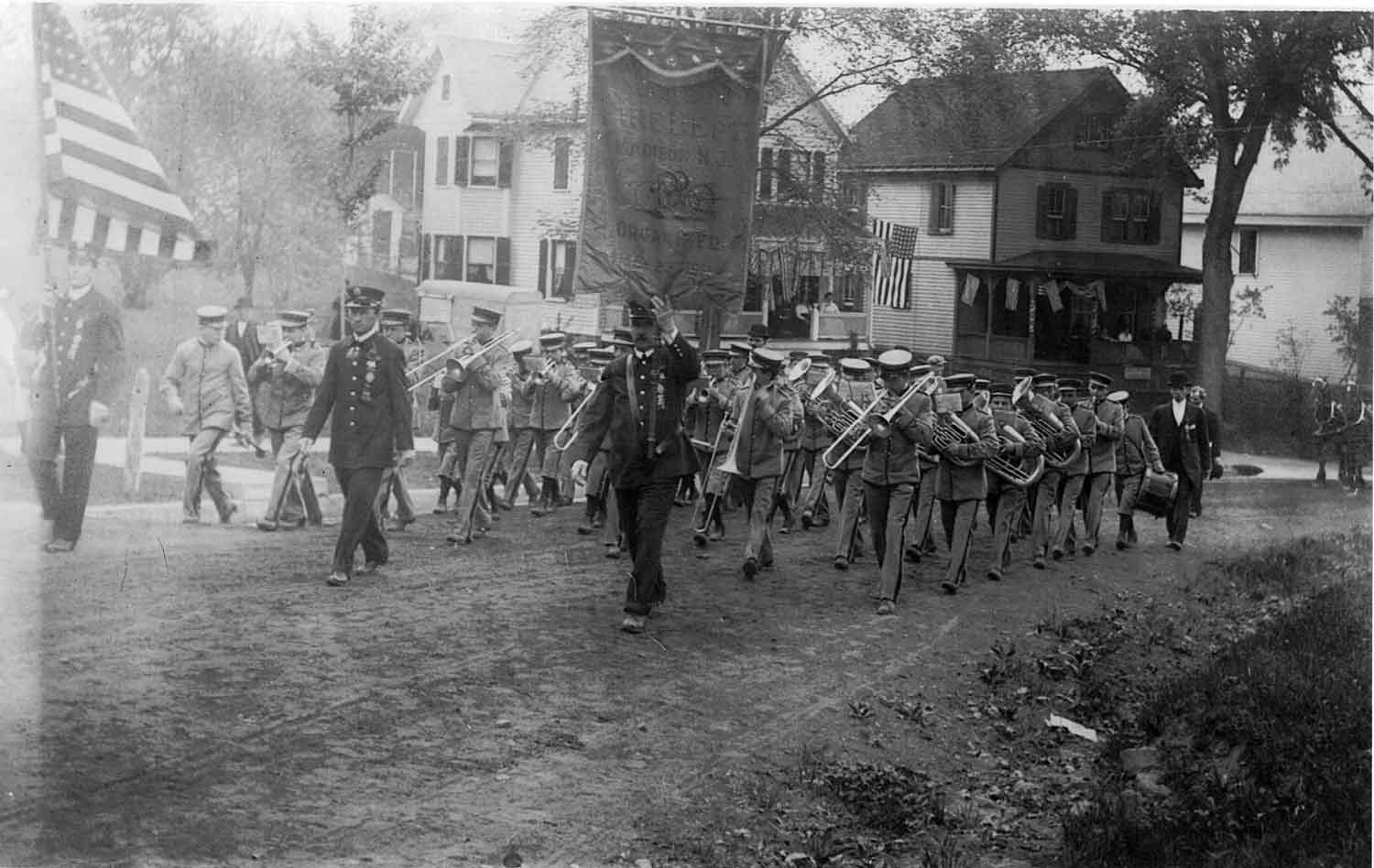 1909 Dedication & Parade